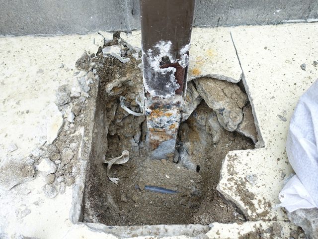 業務内容ー はつり工事 横浜市の解体工事は佐藤工業にご相談ください 業務内容ー はつり工事 横浜市の解体工事は佐藤工業にご相談ください